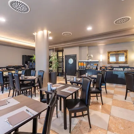 Palace Hotel 4*