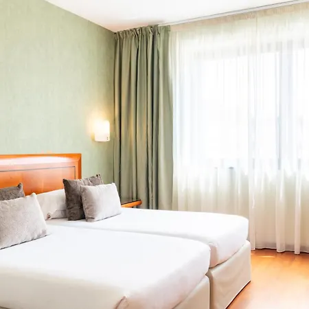 Palace 4*
