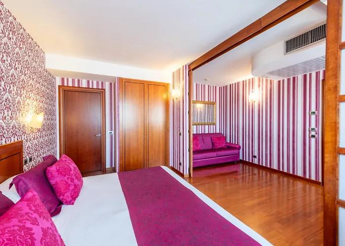 Hotel Montresor Palace