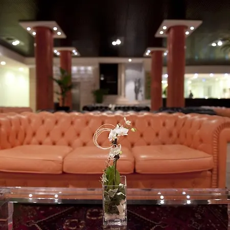 مونتريسور بالاس 4* فيرونا