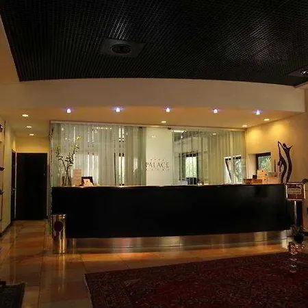مونتريسور بالاس فيرونا