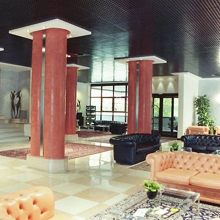 مونتريسور بالاس 4* فيرونا