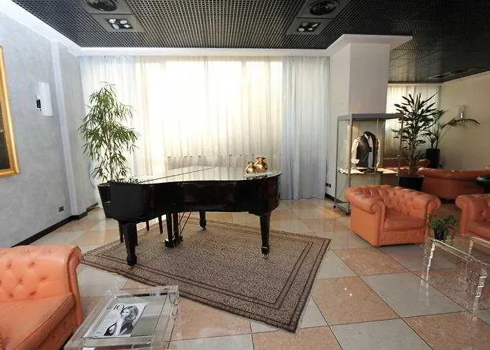 Ξενοδοχείο Palace 4*
