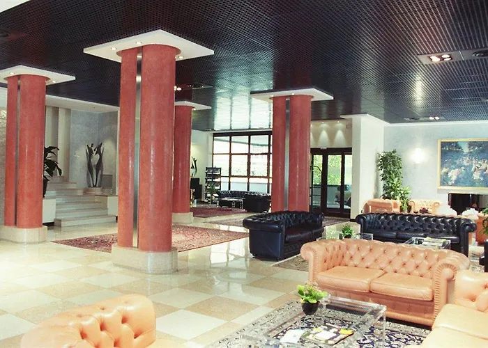 Palace 4* Βερόνα