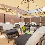 Palace 4*