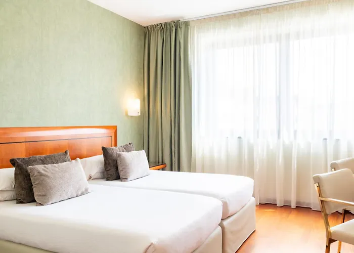 Palace 4*